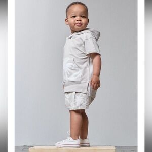Little Bipsy Short Sleeve Raw Edge Frost Hoodie